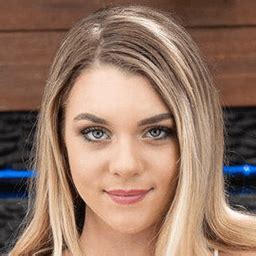 gabbie carter porn|Gabbie making everyone bust all over her body : r/GabbieCarter